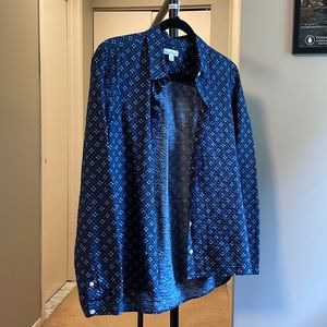 LL Bean Signature Women’s Button Up Shirt